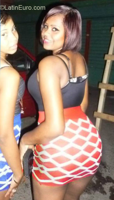 Date this exotic Dominican Republic girl Darleny from Santo Domingo DO21200