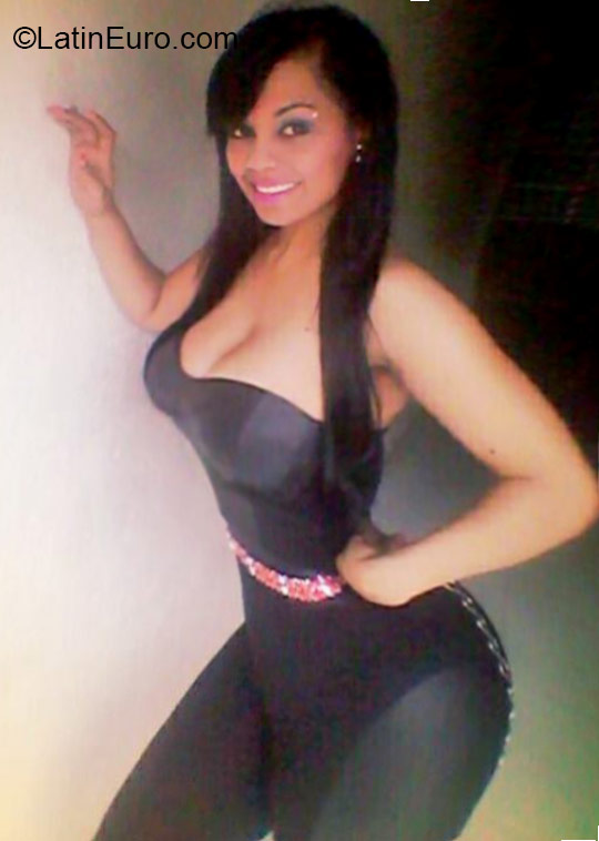 Date this young Dominican Republic girl Karen from Santiago DO21216