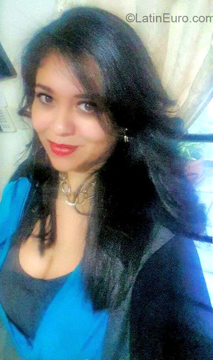 Date this georgeous Honduras girl Princess of God from San Pedro Sula HN1454