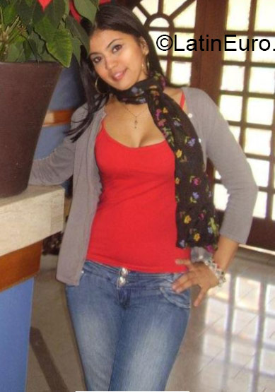 Date this gorgeous Colombia girl Mile from Barranquilla CO17032