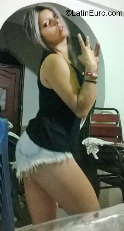 Date this fun Colombia girl Marisol from Ibague CO17898