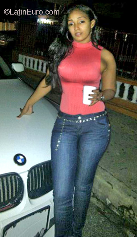 Date this delightful Dominican Republic girl La India from Santo Domingo DO21531