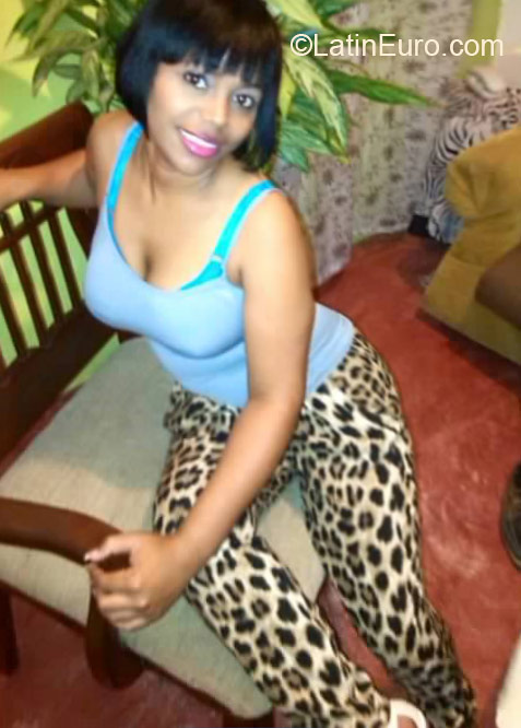 Date this foxy Dominican Republic girl Maribel from Puerto Plata DO21546