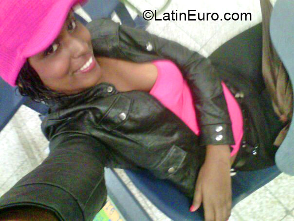 Date this stunning Dominican Republic girl Juana from La Romana DO21618