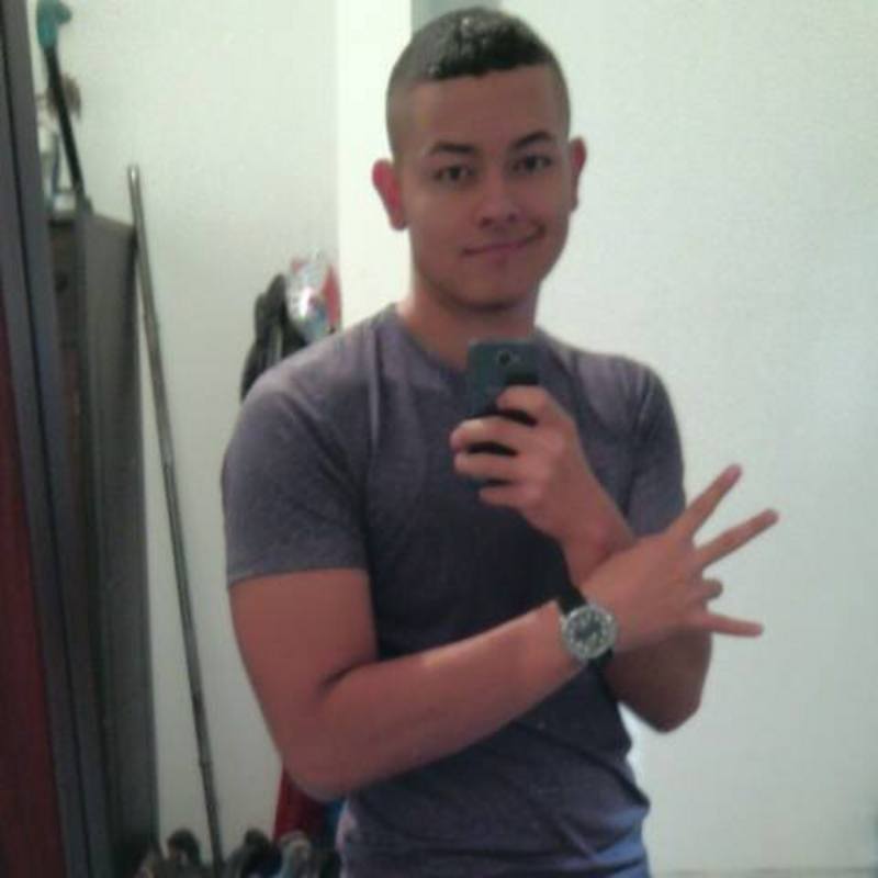 Date this georgeous Colombia man Manuel from Cali CO17150