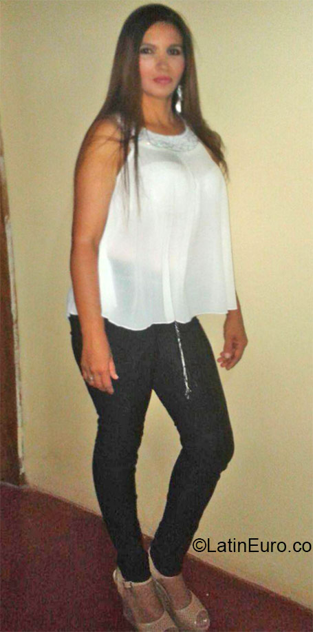 Date this exotic Colombia girl Adriana from Ibague CO17200