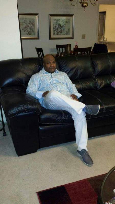Date this georgeous United States man Christopher from Gastonia US16024