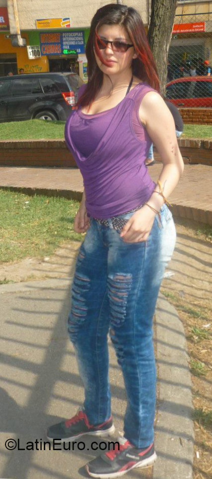 Date this stunning Colombia girl Diana from Bogota CO17275