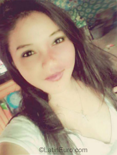 Date this beautiful Philippines girl Wang from Cagayan De Oro City PH764