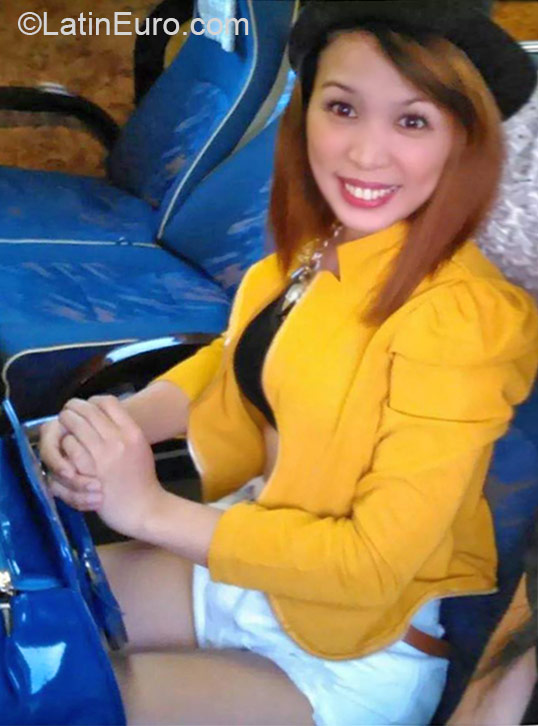 Date this sultry Taiwan girl Mishey from Tainan TW8