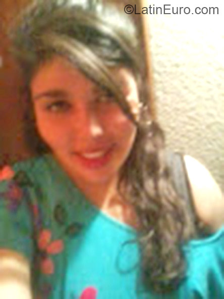 Date this charming Dominican Republic girl Valentina from Bogota DO22084