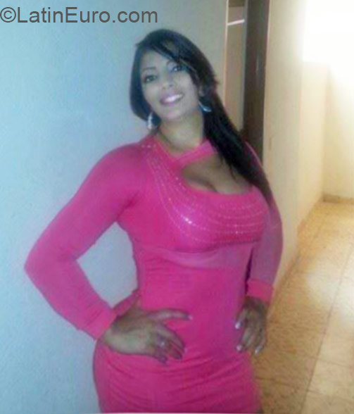 Date this fun Colombia girl Lina from Medellin CO17455