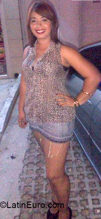 Date this cute Colombia girl Leyeiria from Barranquilla CO17584