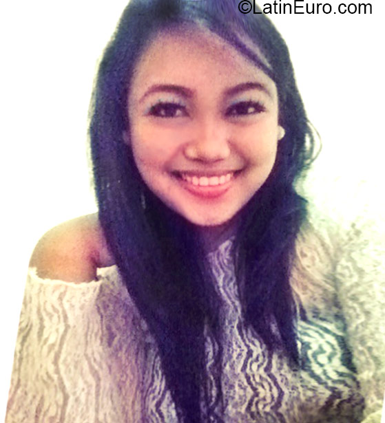 Date this athletic Philippines girl Jodi from Manila PH788