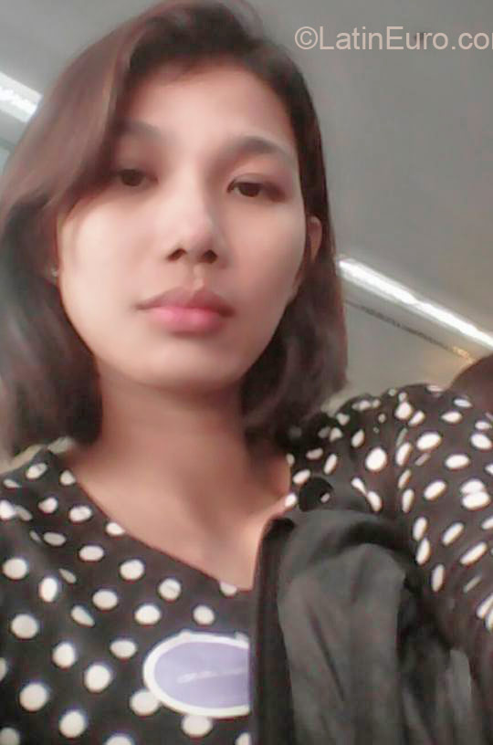 Date this tall Philippines girl Mary Anne from San Pablo PH795