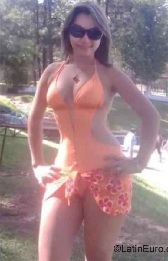 Date this cute Honduras girl Seydi from Tegucigalpa HN1599