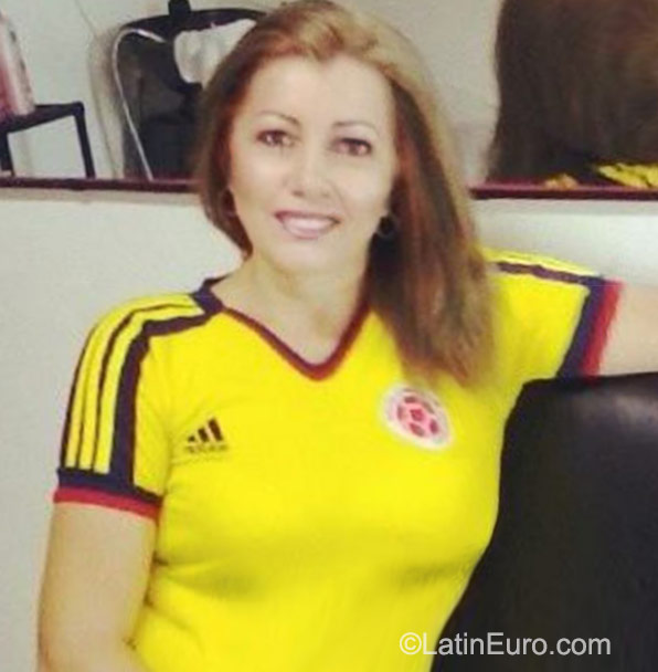 Date this young Colombia girl Mary40luz from Bogota CO17983