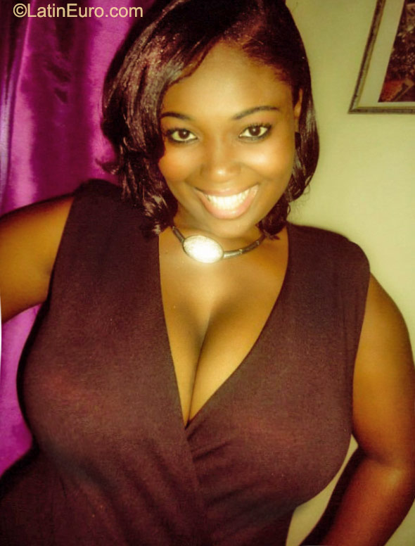 Date this cute Jamaica girl Tracey from Kingston JM2160