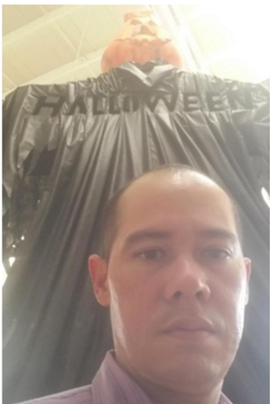 Date this cute Colombia man Roberto tapias from Barranquilla CO18080