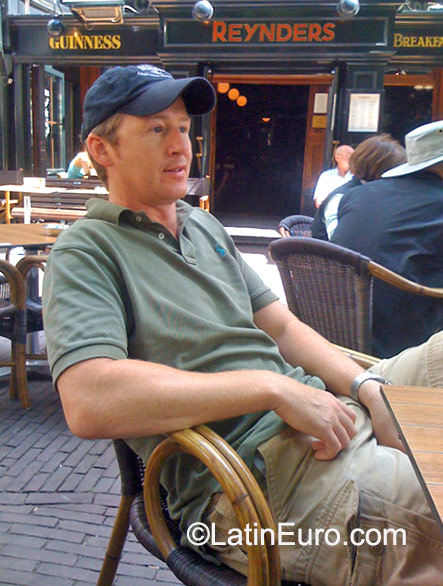Date this cute United Kingdom man Charlesworth197 from Leeds GB832