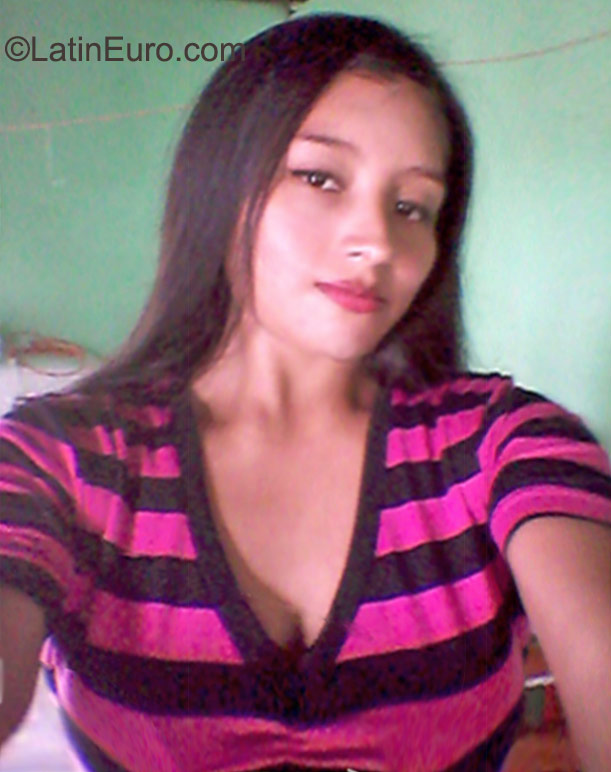 Date this delightful Panama girl Ana from Panama City PA710