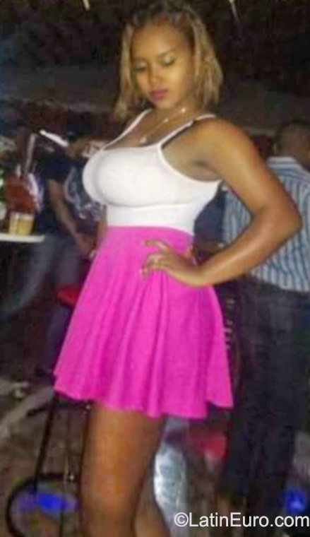 Date this delightful Dominican Republic girl Yulisa from Santo Domingo DO23627