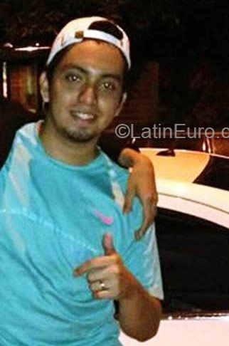 Date this delightful Colombia man Alejandro from Cali CO18265