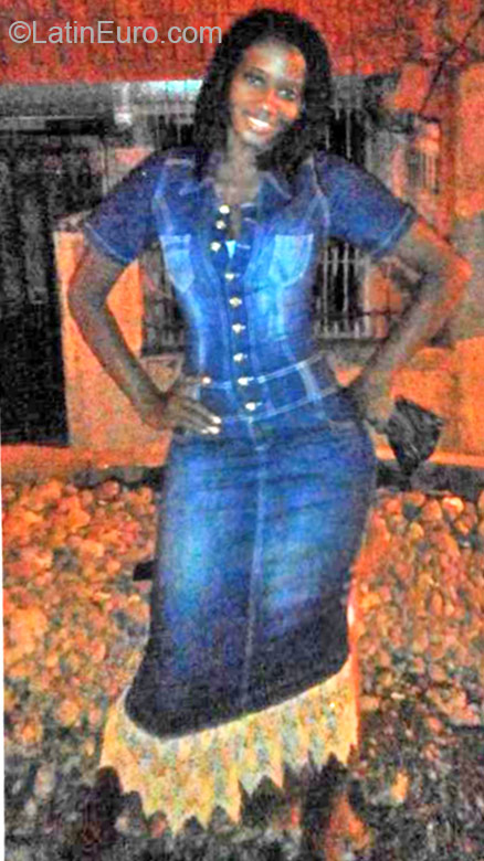 Date this georgeous Colombia girl Karina from Cali CO18762
