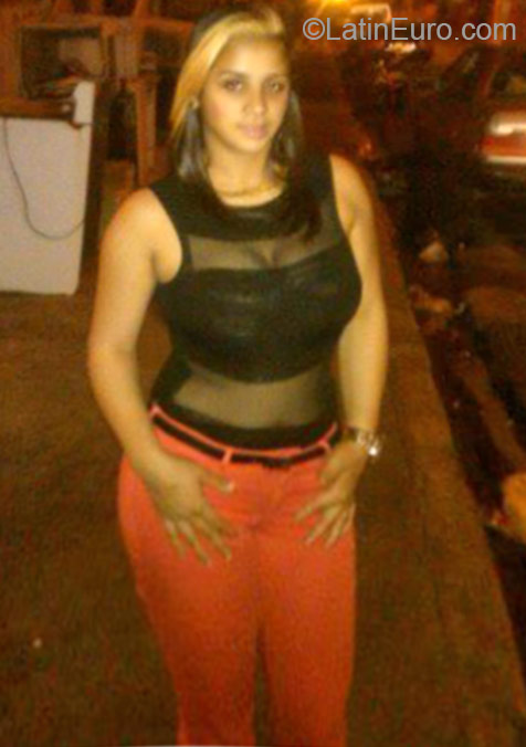 Date this hot Dominican Republic girl Mabeline from puerto plata DO24068