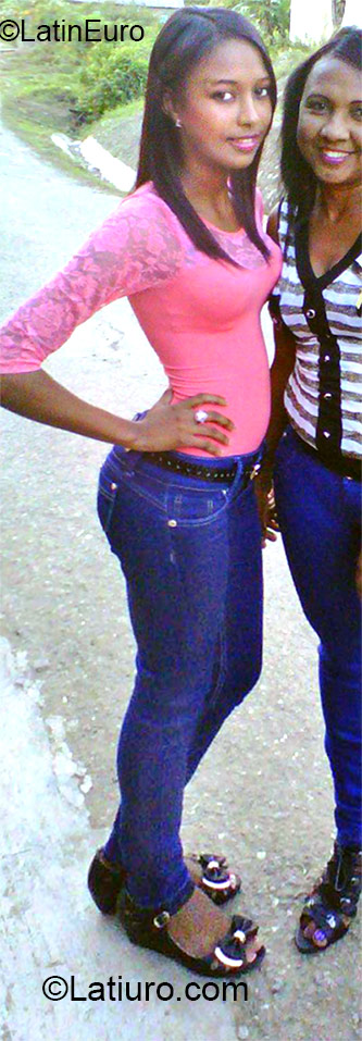 Date this happy Dominican Republic girl Vanessa from Puerto Plata DO24129