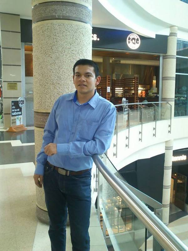 Date this charming Colombia man Diomar Antonio from Bogota CO18478
