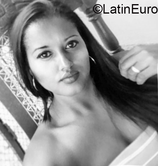 Date this charming Honduras girl Liza from Juticalpa HN1921