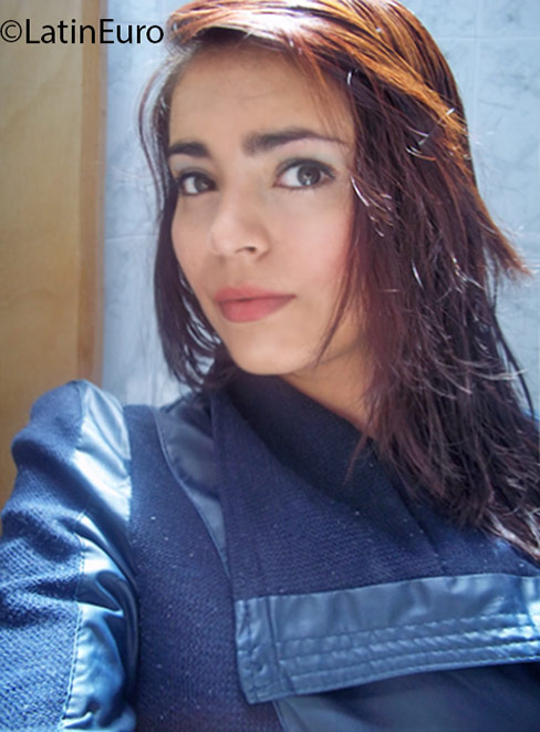 Date this hot Colombia girl Jessica from santa marta CO18573