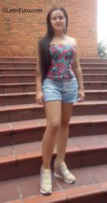 Date this exotic Colombia girl Leidy from Medellin CO18677