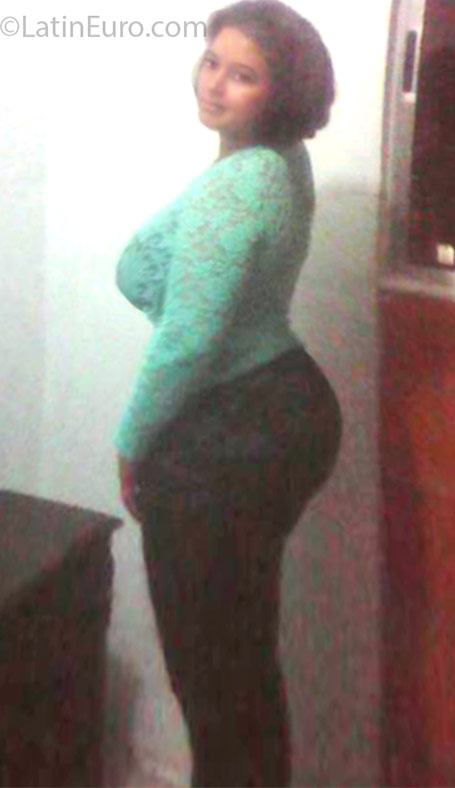 Date this georgeous Colombia girl Eliana from Medellin CO18698