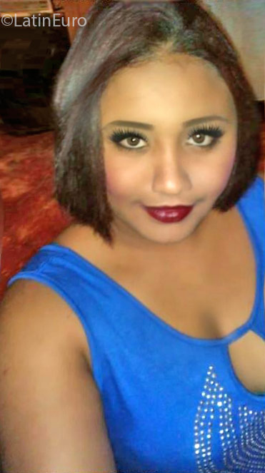Date this good-looking Dominican Republic girl Darie from Azua DO25279