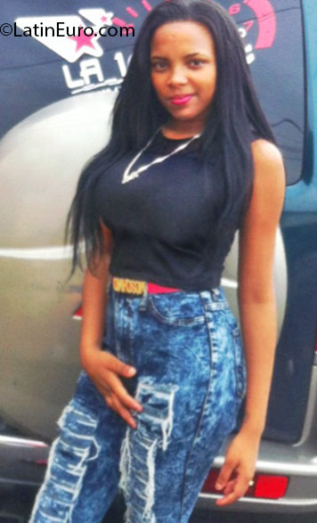 Date this exotic Dominican Republic girl Anabel from Santiago DO25434