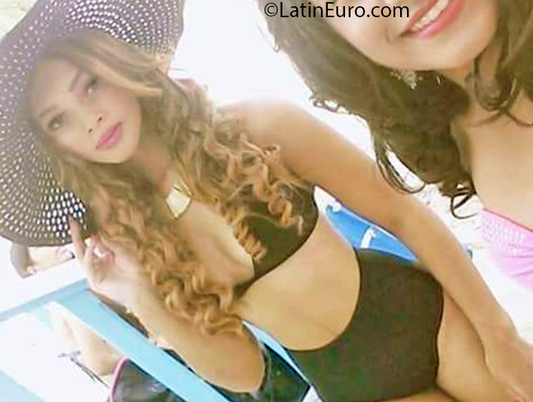 Date this stunning Dominican Republic girl Johanni from puerto plata DO25643