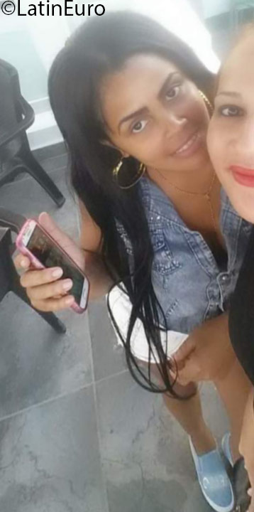 Date this hard body Dominican Republic girl Arlany from Puerto Plata DO25741