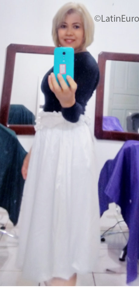 Date this funny Brazil girl Anete from Ilheus BR9658
