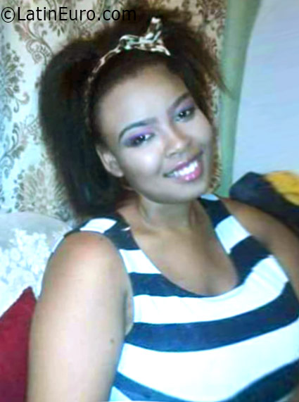 Date this exotic Jamaica girl Whitney from Kingston JM2323