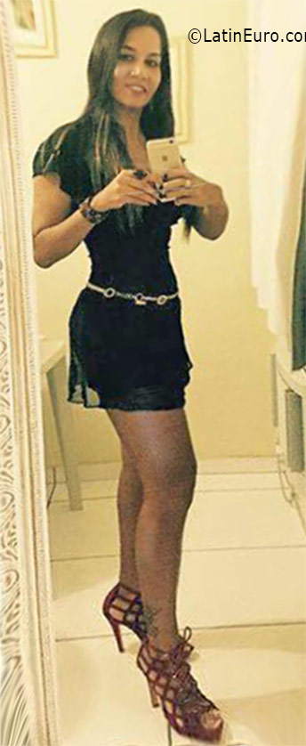 Date this charming Brazil girl Edleuza from Aracaju BR9701