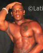 Date this georgeous United States man Kenny from Clinton US19618