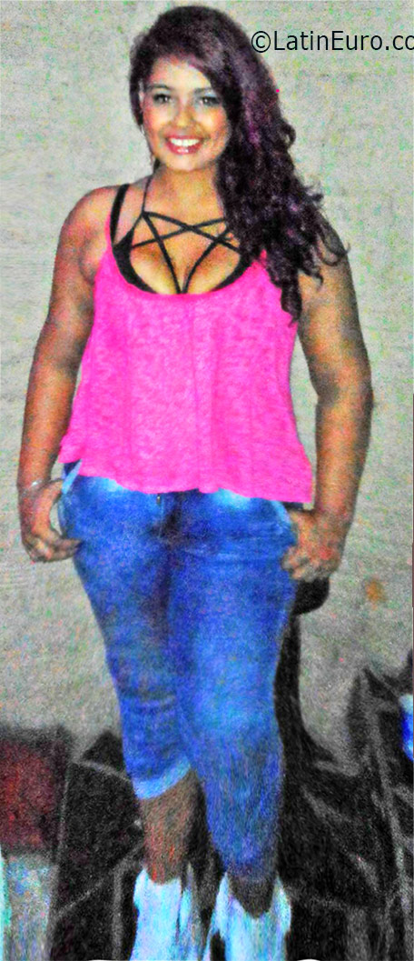 Date this athletic Colombia girl Vane from Medellin CO19092