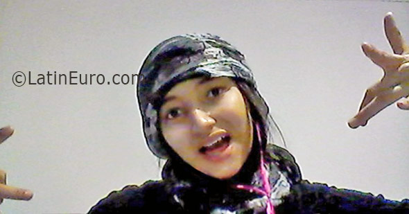 Date this charming Colombia girl Ana from Bogota CO19133
