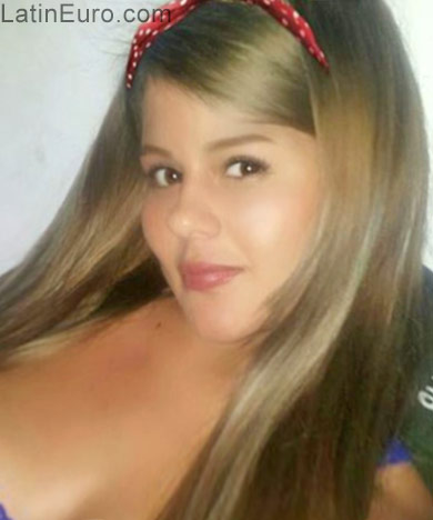 Date this passionate Colombia girl Yeandri marcela from Pereira CO19697