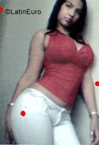 Date this young Dominican Republic girl Amanda from Santo Domingo DO26803