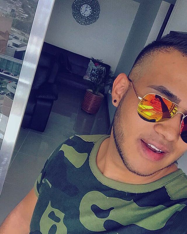 Date this funny Colombia man Mateo from Medellin CO19851