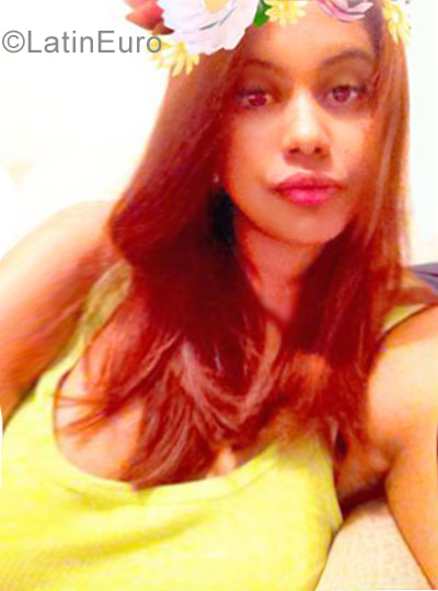 Date this attractive Dominican Republic girl Yasmin from Santiago DO27027