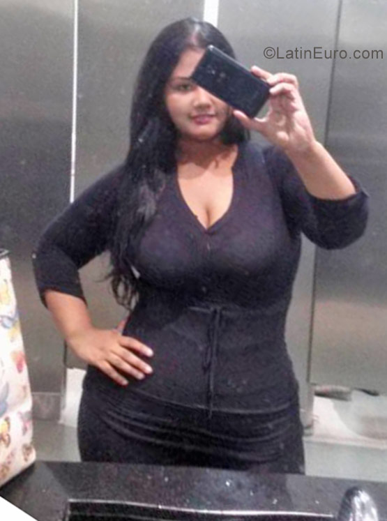 Date this stunning Colombia girl KAREN from Cartagena CO19986